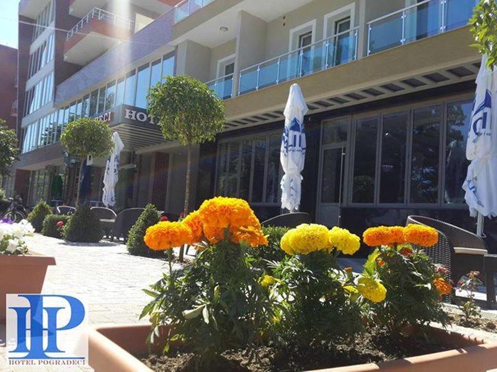 Hotel Pogradeci Exterior foto