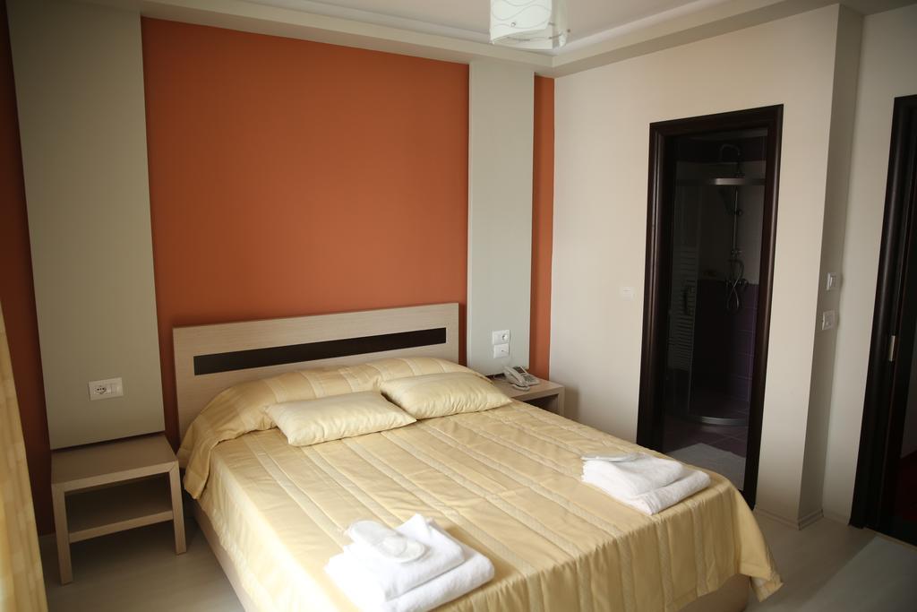 Hotel Pogradeci Cameră foto
