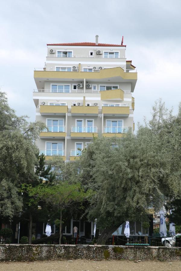 Hotel Pogradeci Exterior foto